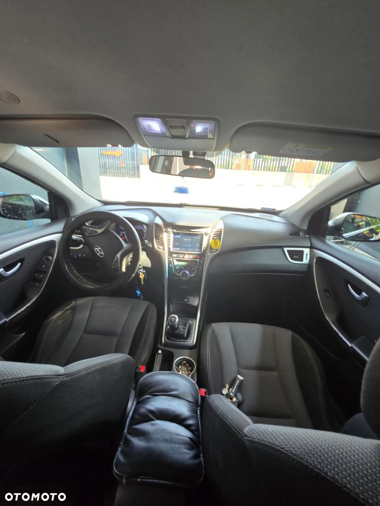 Hyundai i30 1.6 CRDi Comfort - 10