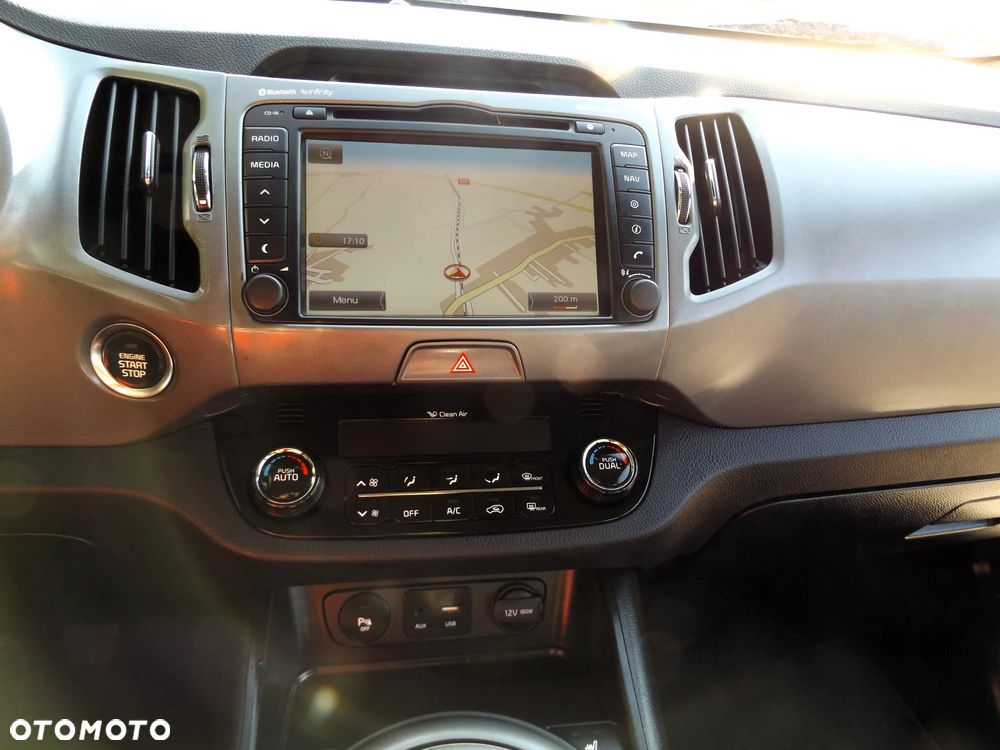 Kia Sportage 1.7 CRDI 2WD ISG Dream-Team Edition - 29