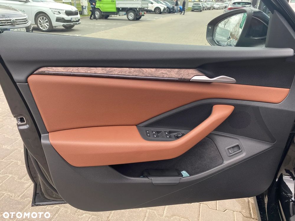 Skoda Superb 2.0 TDI SCR 4x4 L&K DSG - 15