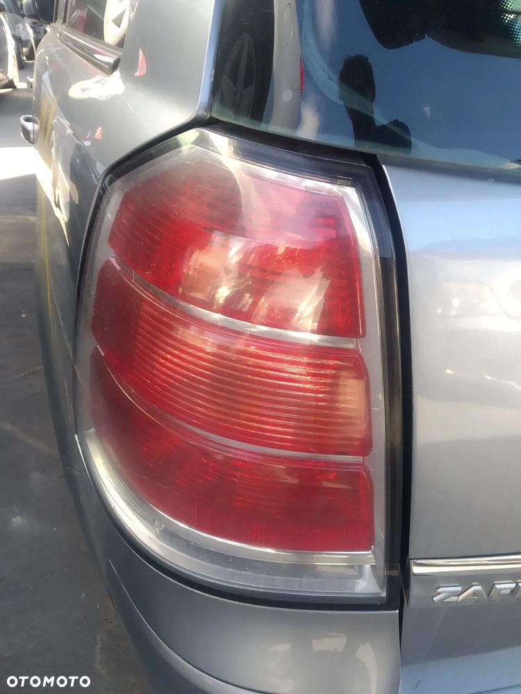 OPEL ZAFIRA B 05-08 1.9 CDTI - KANAPA TYL TYLNA - 15