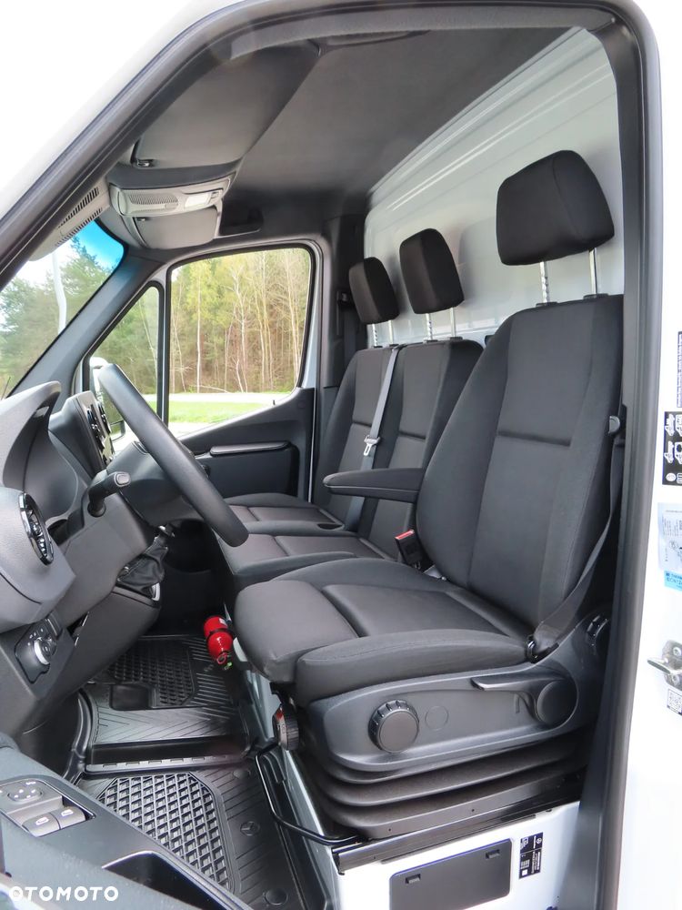 Mercedes-Benz Sprinter 317 CDI 170 KM Chłodnia -32 st.C 8.E.Palet IGLOOCAR 4230 mm Boczne Drzwi, Agregat Thermo King V200 MAX, Rozstaw Osi 4325 mm, Ładowność 910 Kg, GWARANCJA FABRYCZNA,  Stan Wizualny I Techniczny NOWY Tak Jak Z Taśmy Produkcyjnej Gotowy Dostępny OKAZJA POLECAM - 31