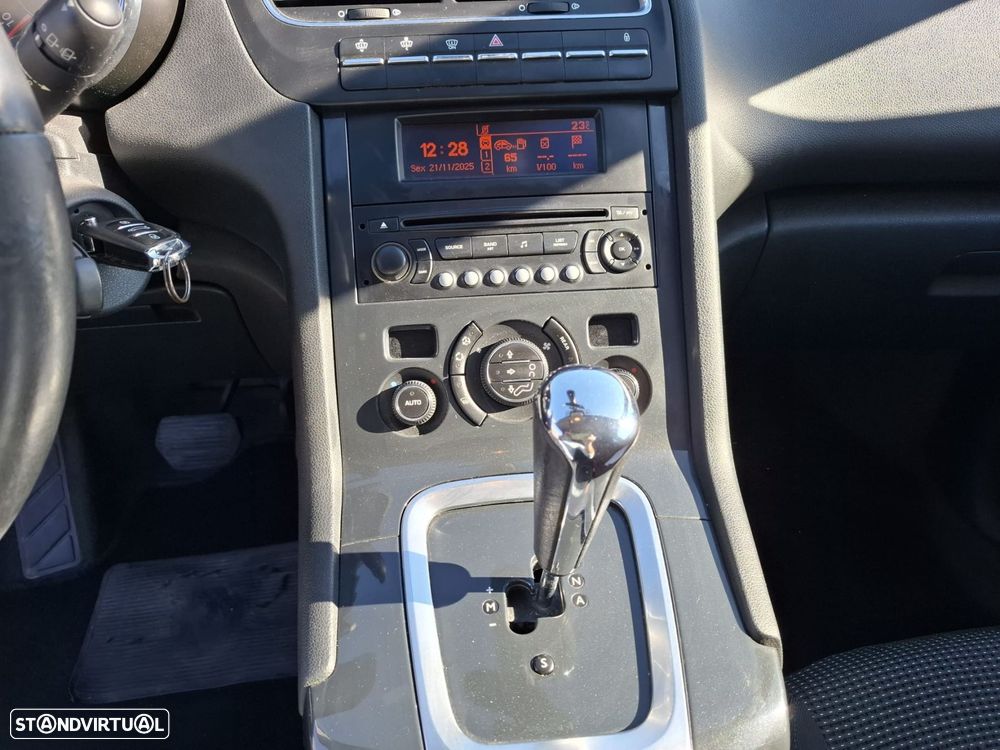 Peugeot 5008 1.6 HDi Tech-Motion CMP6 - 23