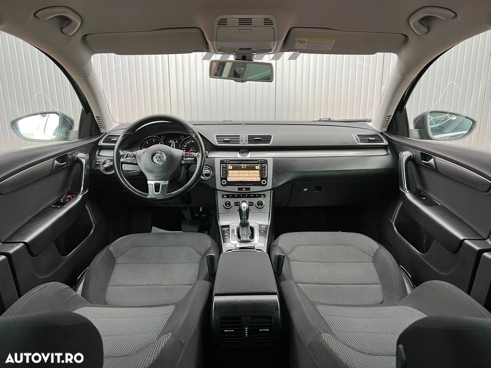 Volkswagen Passat - 5