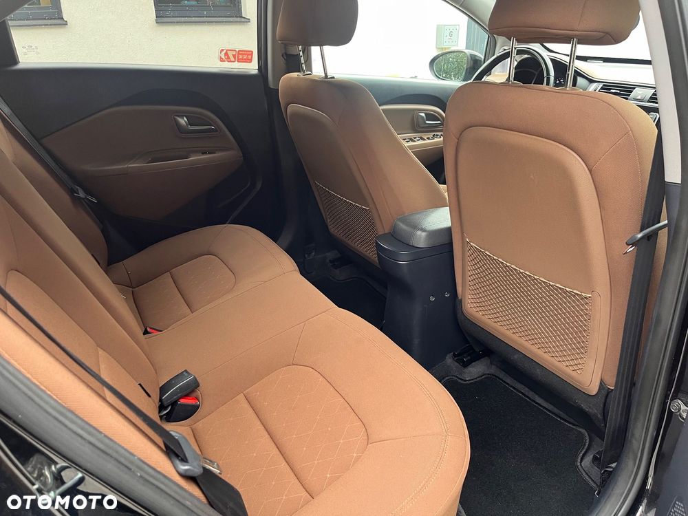 Kia Rio 1.4 XL Business Line - 8