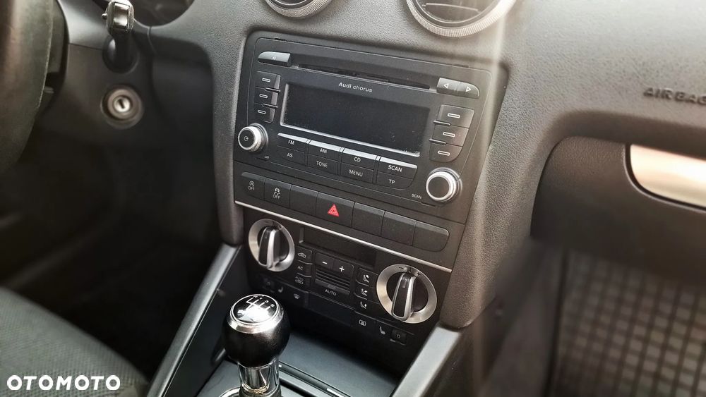 Audi A3 Sportback 2.0 TDI DPF Quattro Attraction - 11