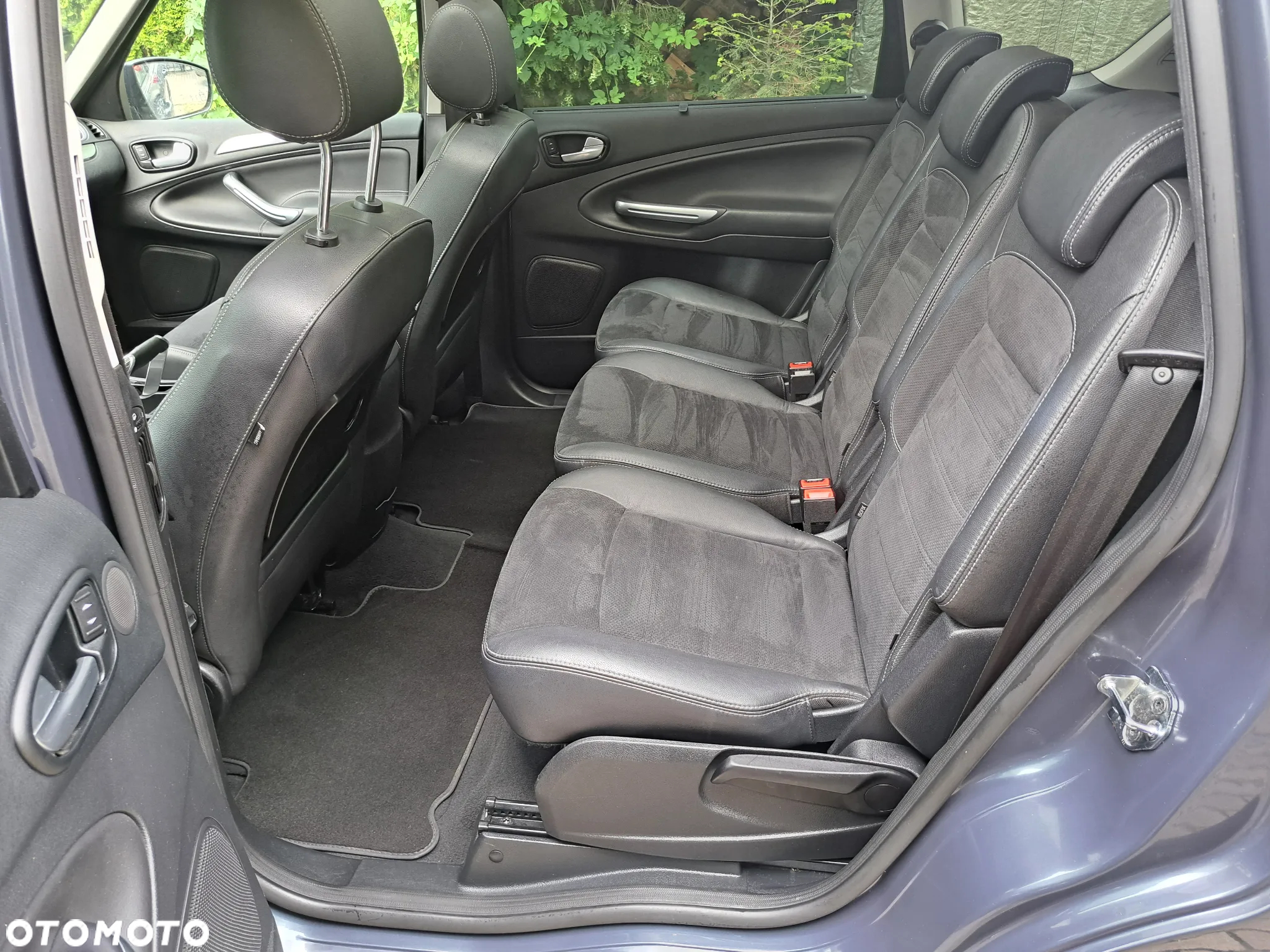 Ford S-Max - 28