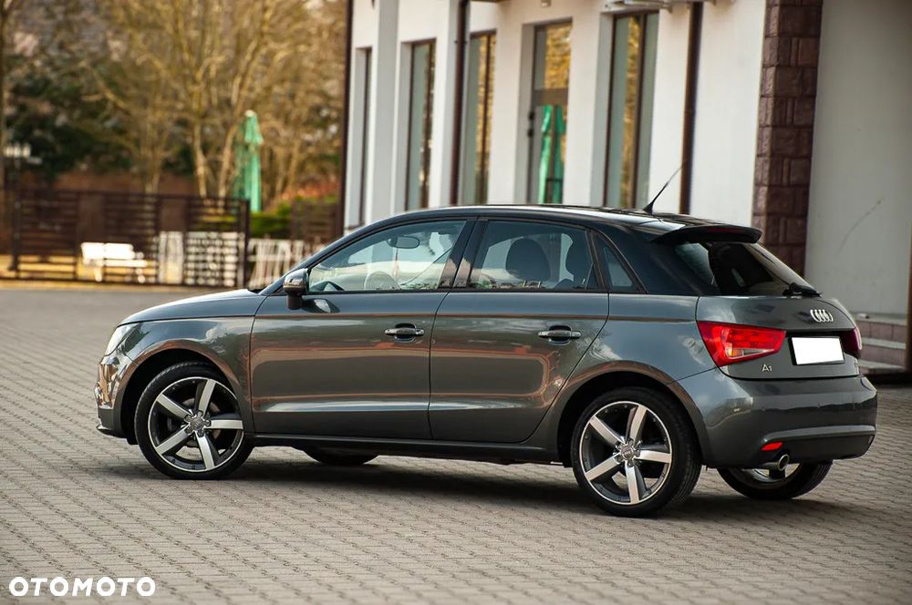 Audi A1 Sportback 1.6 TDI S line edition m S line Sportpaket - 18