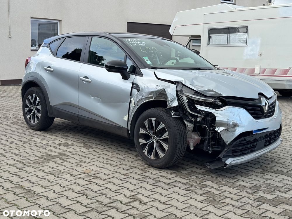 Renault Captur - 16