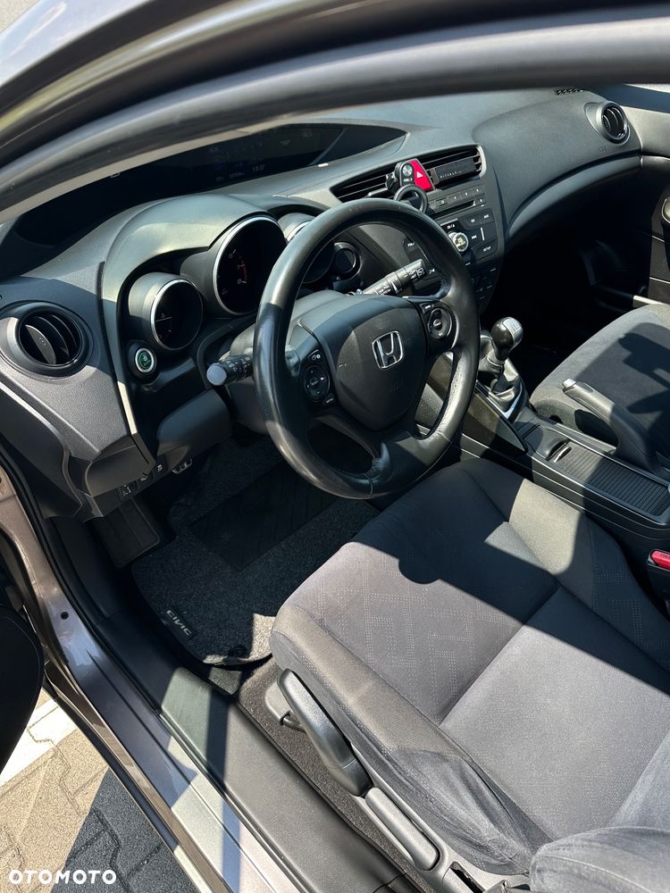 Honda Civic 1.8 Sport - 10