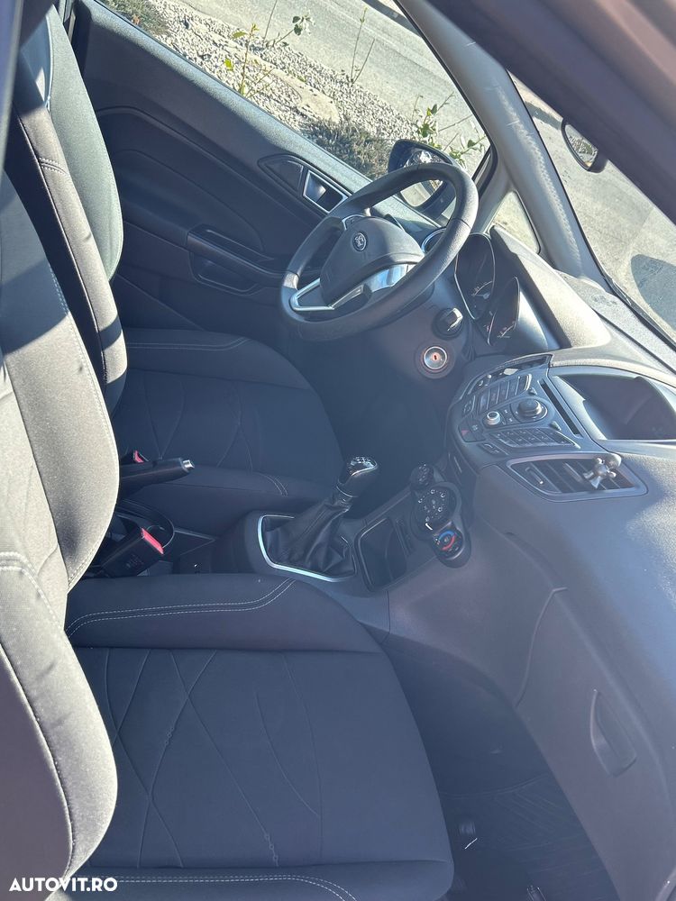 Ford Fiesta 1.5 TDCi DPF Trend - 32