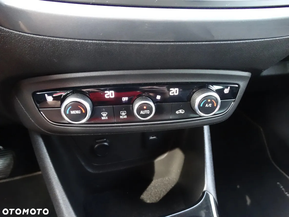Opel Crossland - 14