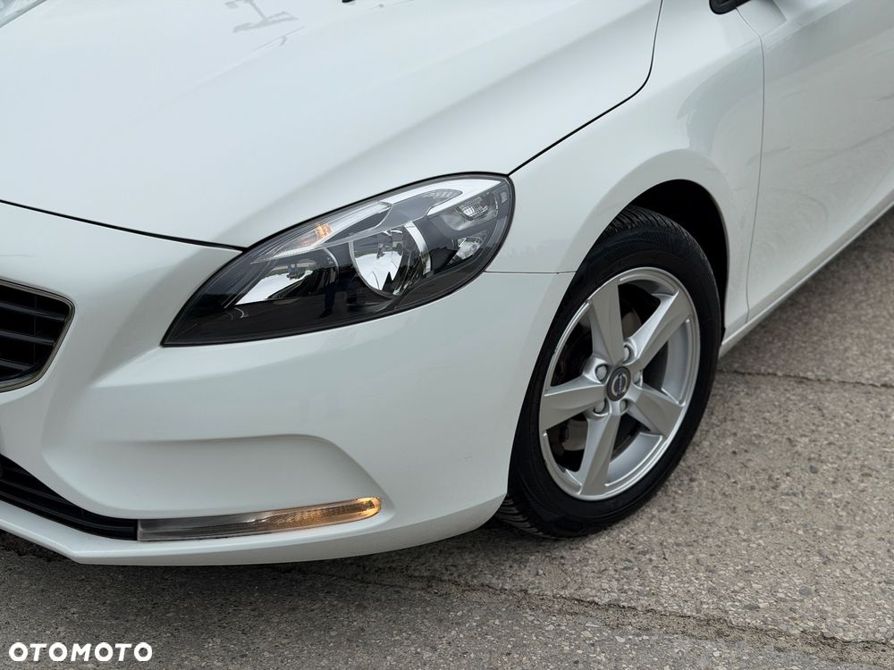 Volvo V40 T3 Drive-E Kinetic - 10