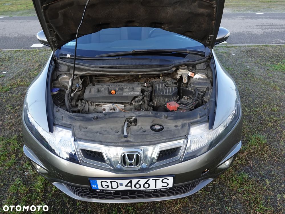 Honda Civic 1.8 Sport - 22