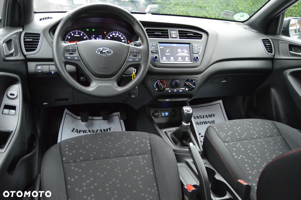 Hyundai i20 blue 1.2 Classic - 35