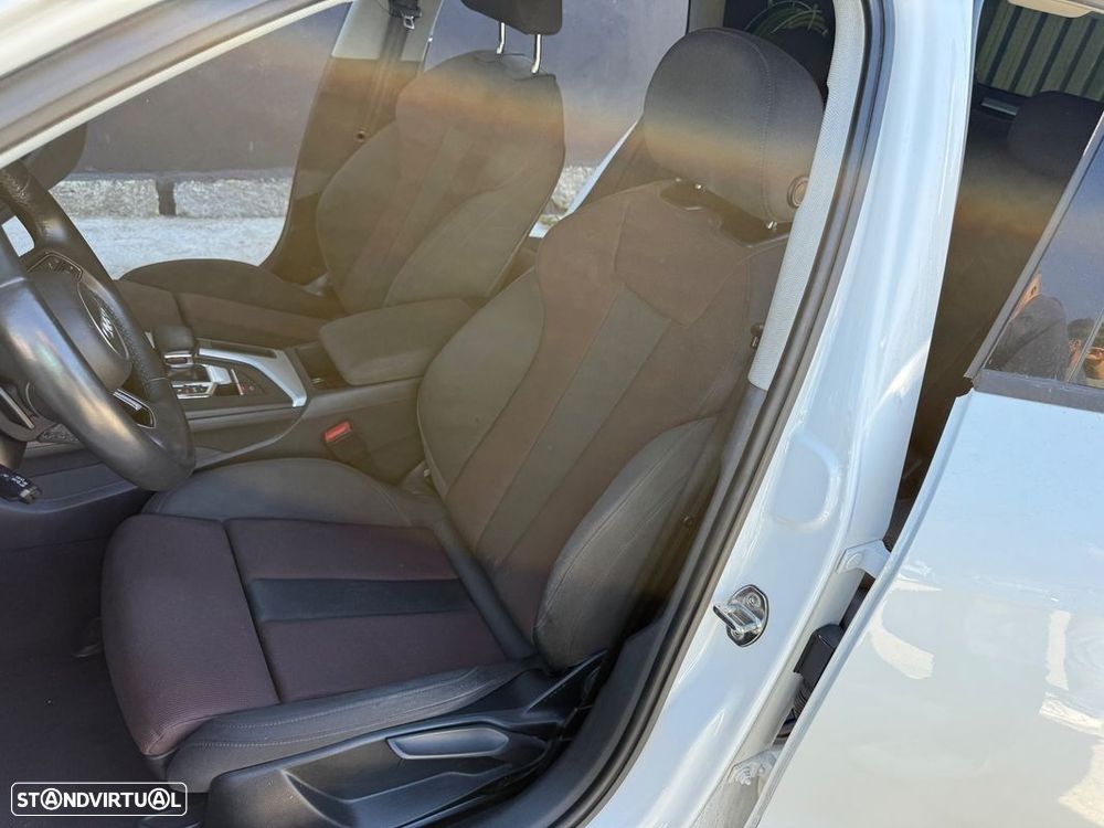 Audi A4 Avant 40 TDI S line S tronic - 11