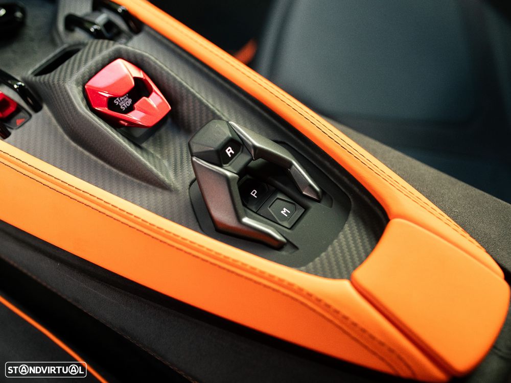 Lamborghini Revuelto Standard - 37