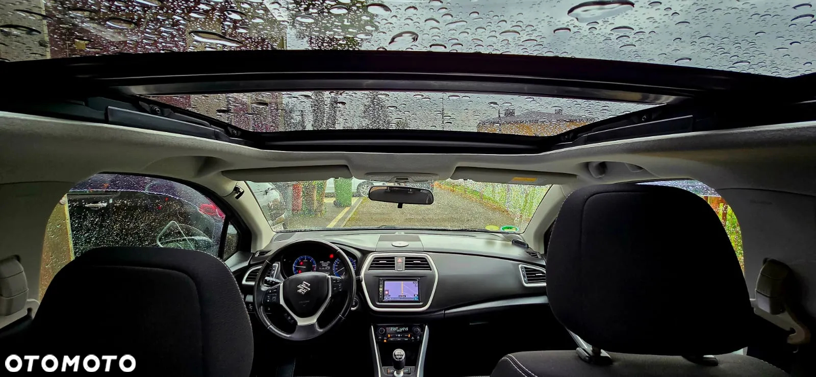 Suzuki SX4 S-Cross 1.6 DDiS Premium - 10