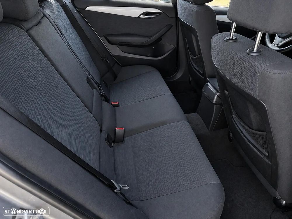 BMW X1 - 13