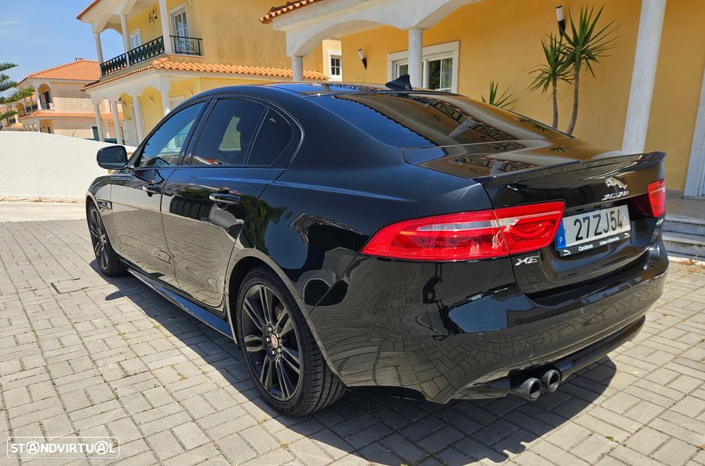 Jaguar XE 2.0 D R-Sport - 21