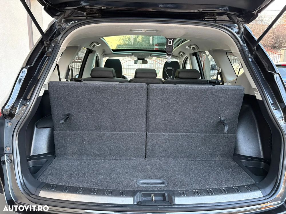 Nissan Qashqai+2 - 10