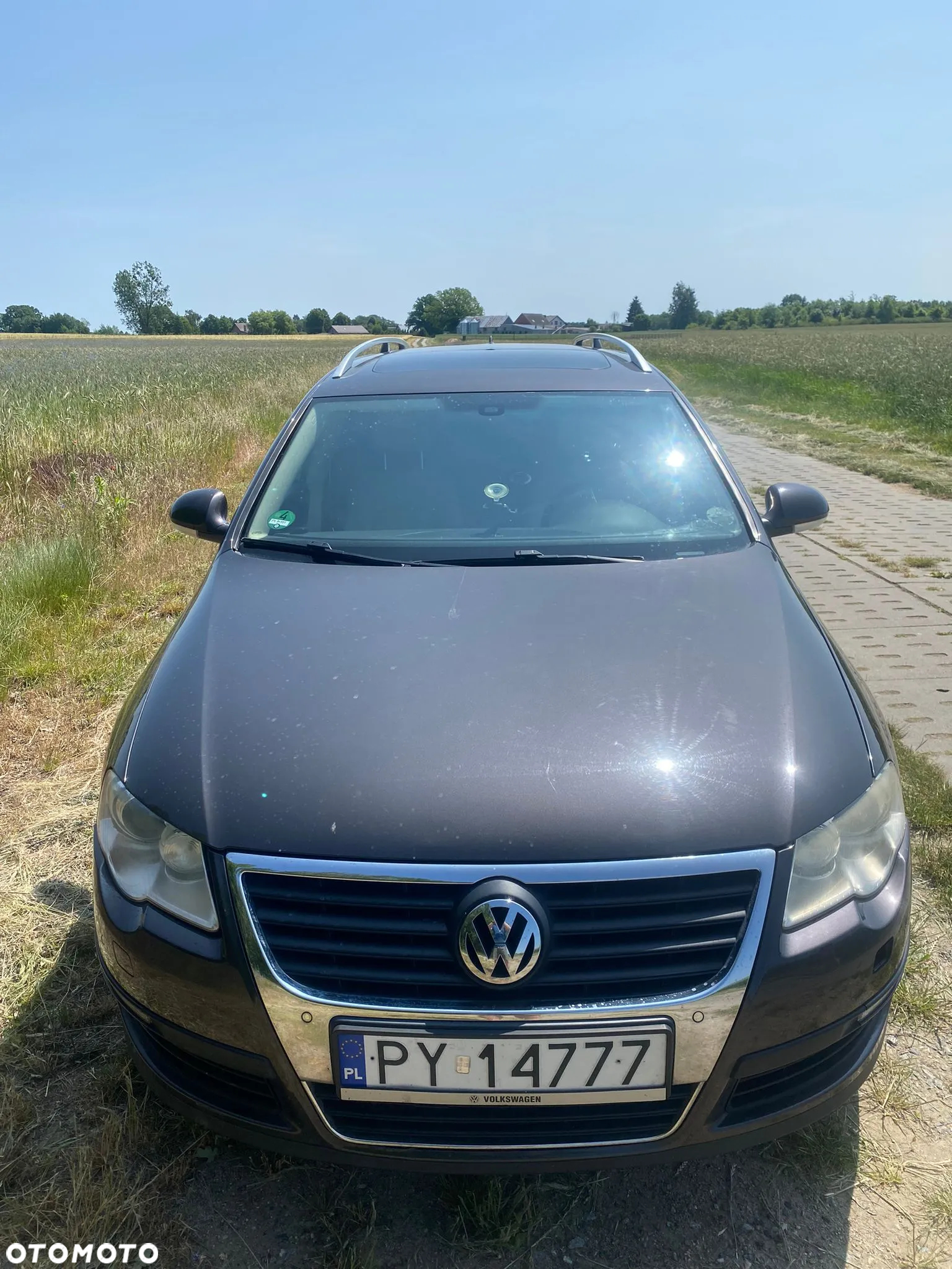 Volkswagen Passat - 2