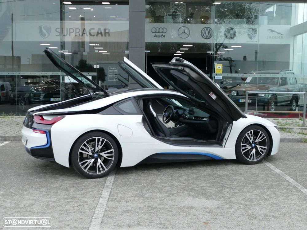 BMW i8 Standard - 17