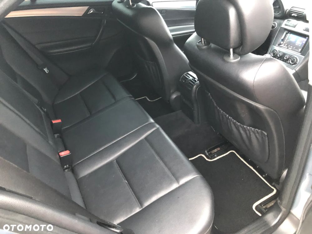 Mercedes-Benz Klasa C 200 Kompressor Avantgarde Sport Edition - 11