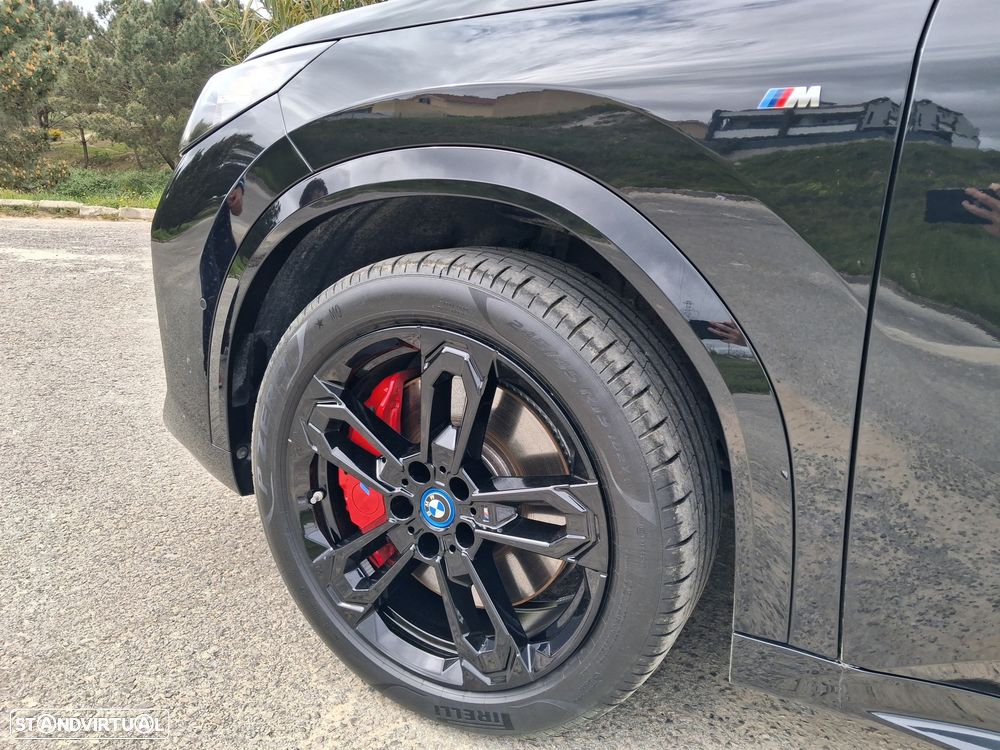 BMW iX2 eDrive20 Pack Desportivo M Pro - 6