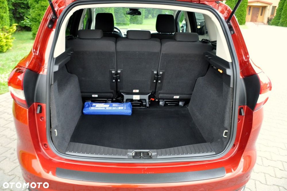 Ford C-MAX - 38