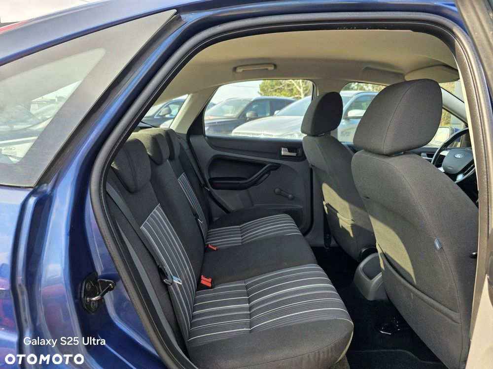 Ford Focus - 34