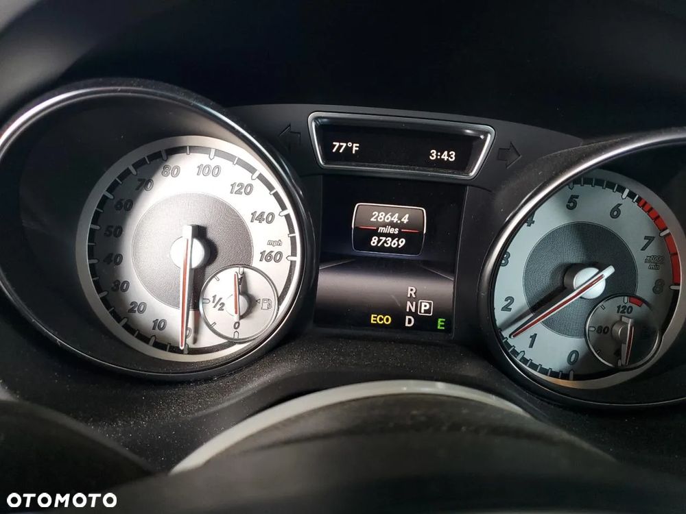 Mercedes-Benz CLA - 10
