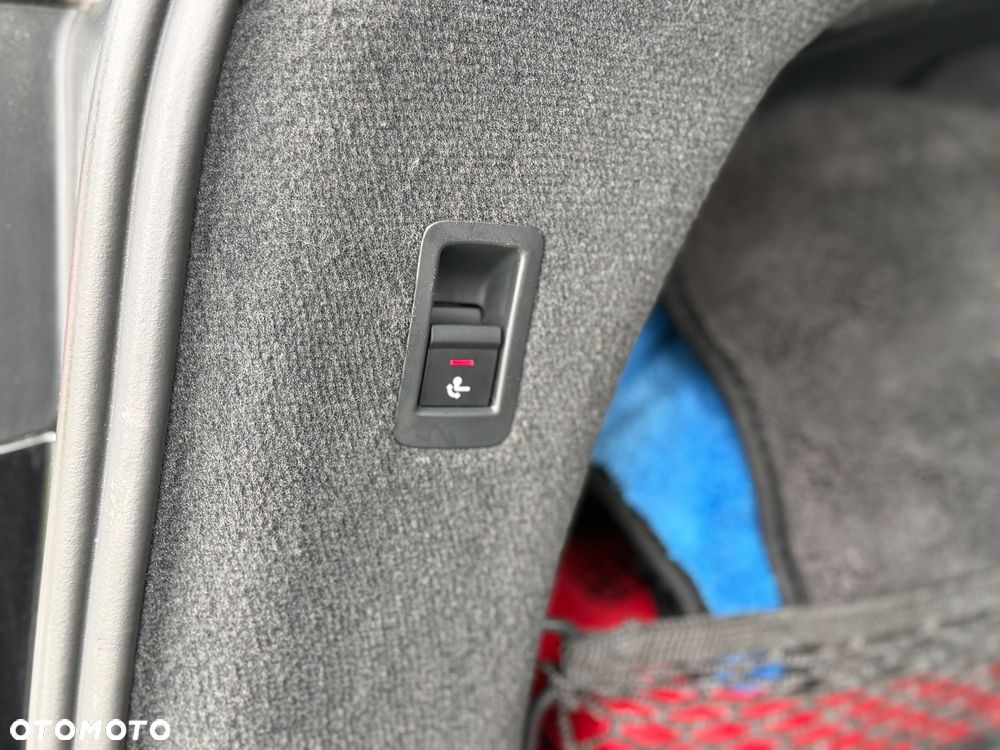 Audi A6 Avant 40 TDI quattro S tronic design - 9