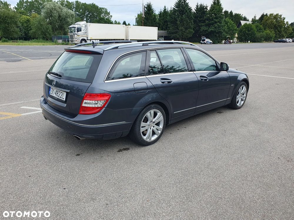 Mercedes-Benz Klasa C 320 CDI 7G-TRONIC Avantgarde - 20