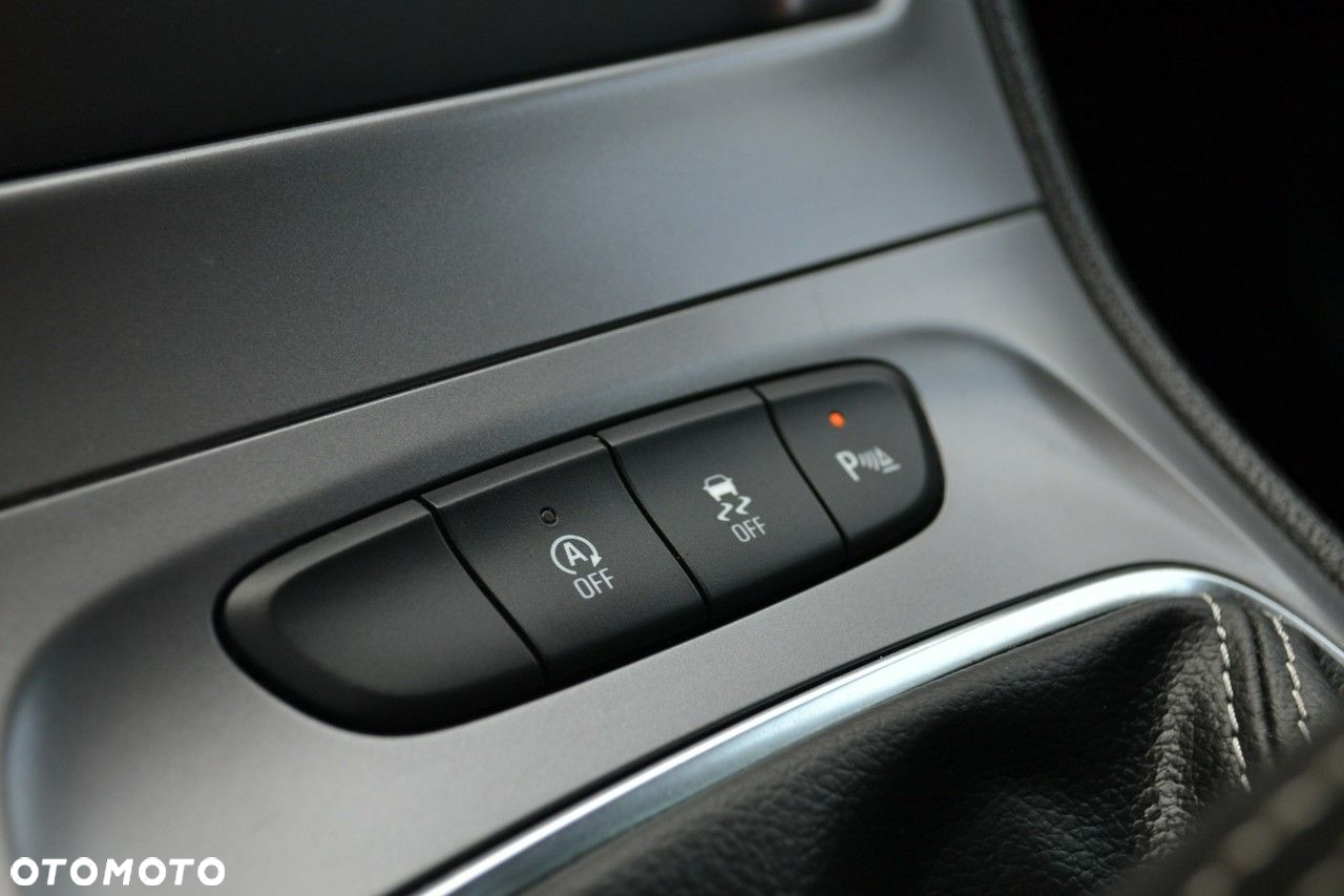 Opel Astra - 16