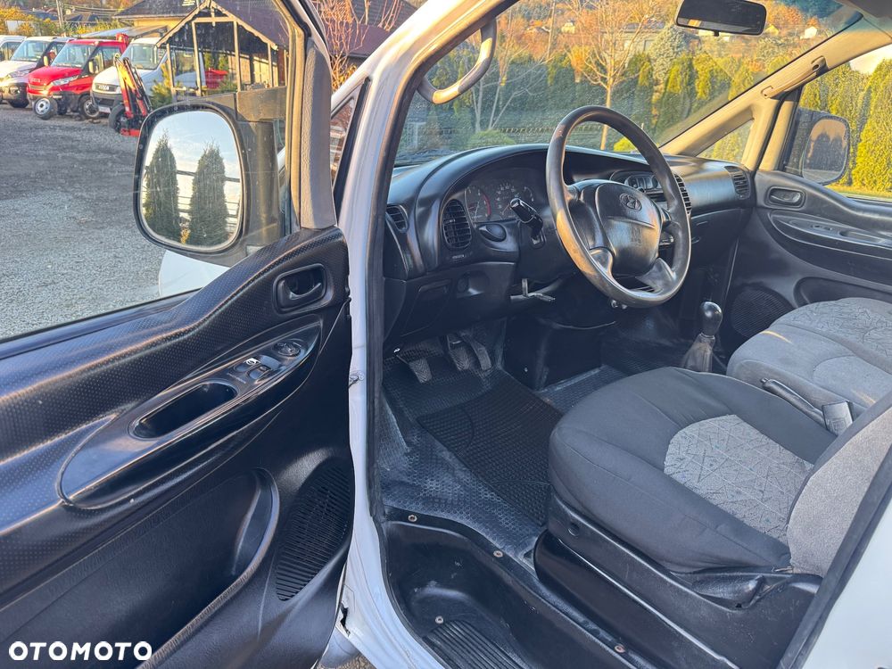 Hyundai H1 Camionette - 7
