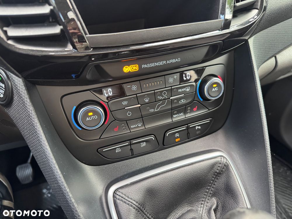 Ford Tourneo Connect 1.5 EcoBlue Titanium - 33