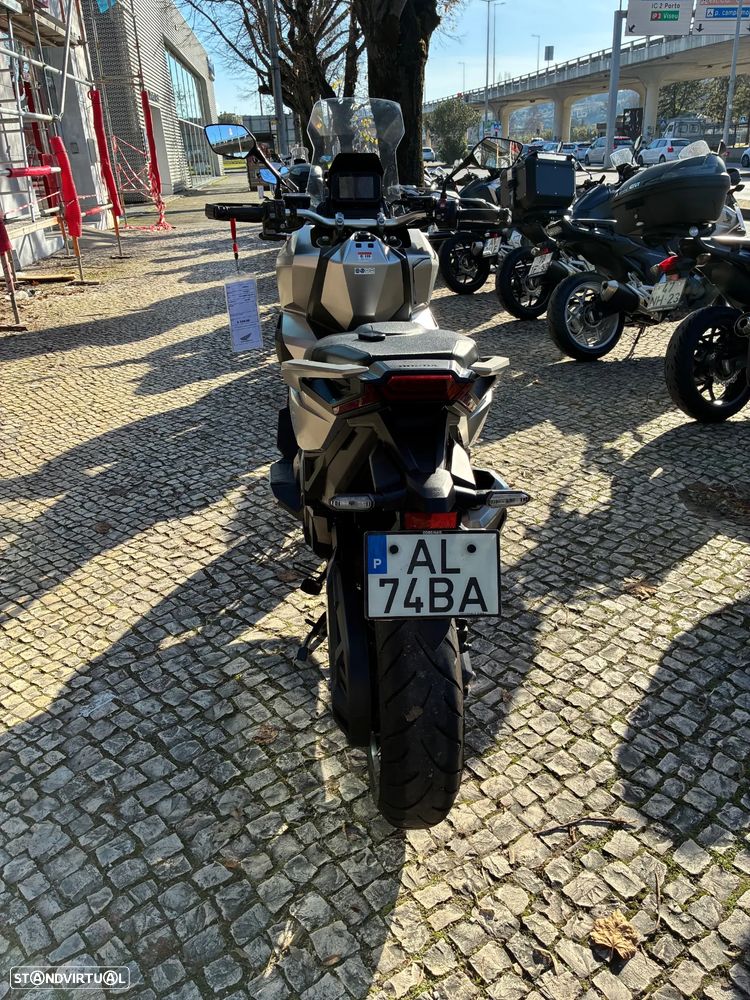 Honda X-ADV - 2