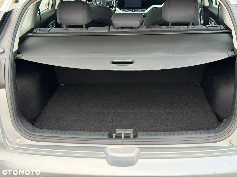 Kia Niro 1.6 GDI Hybrid M - 20