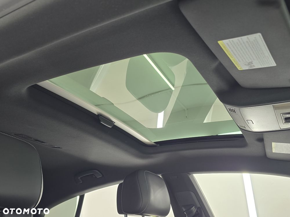 Volkswagen Arteon 2.0 TSI 4Motion R-Line DSG - 22