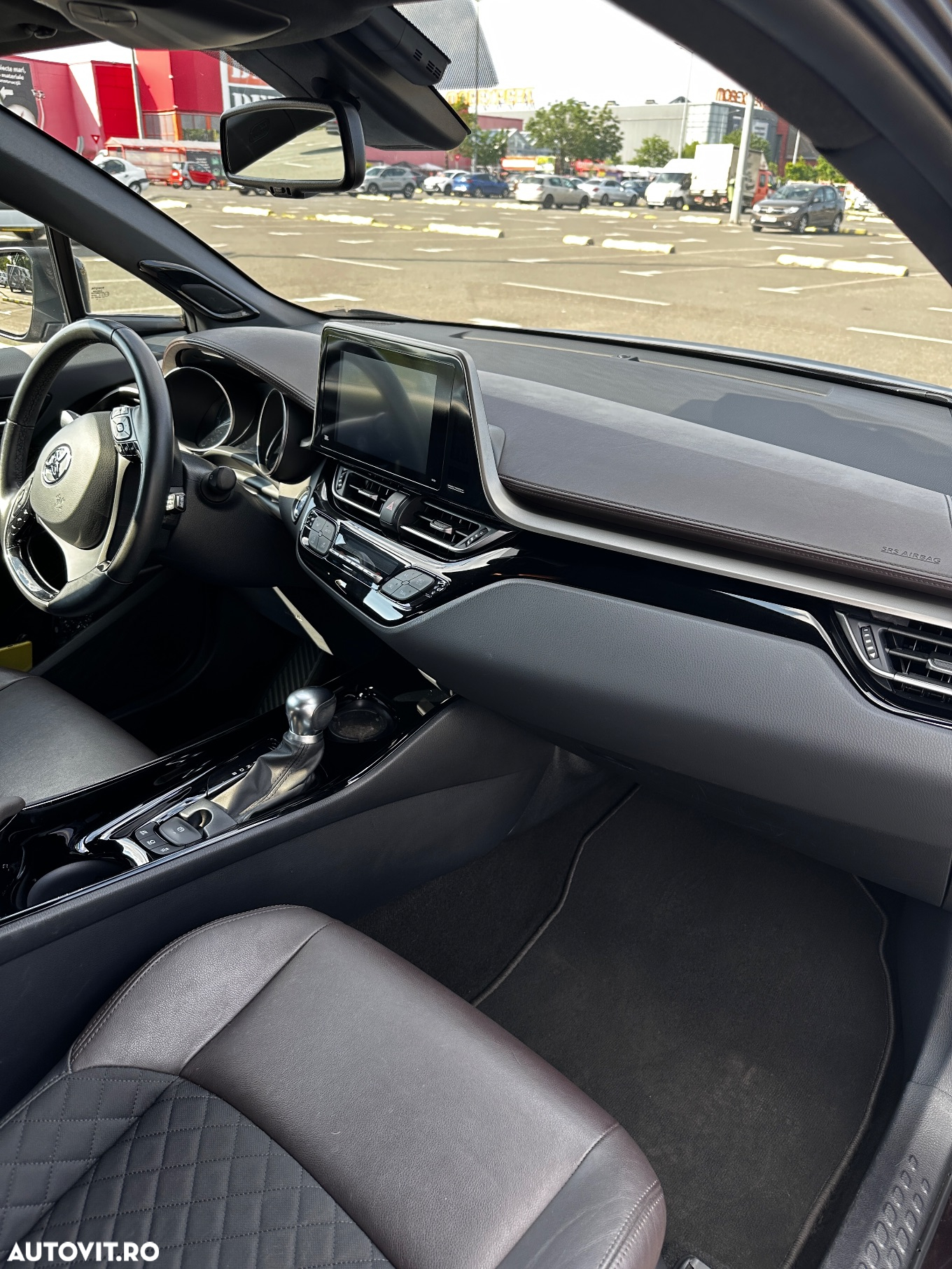 Toyota C-HR 1.8 HSD 4x2 CVT C-lassy LED - 8