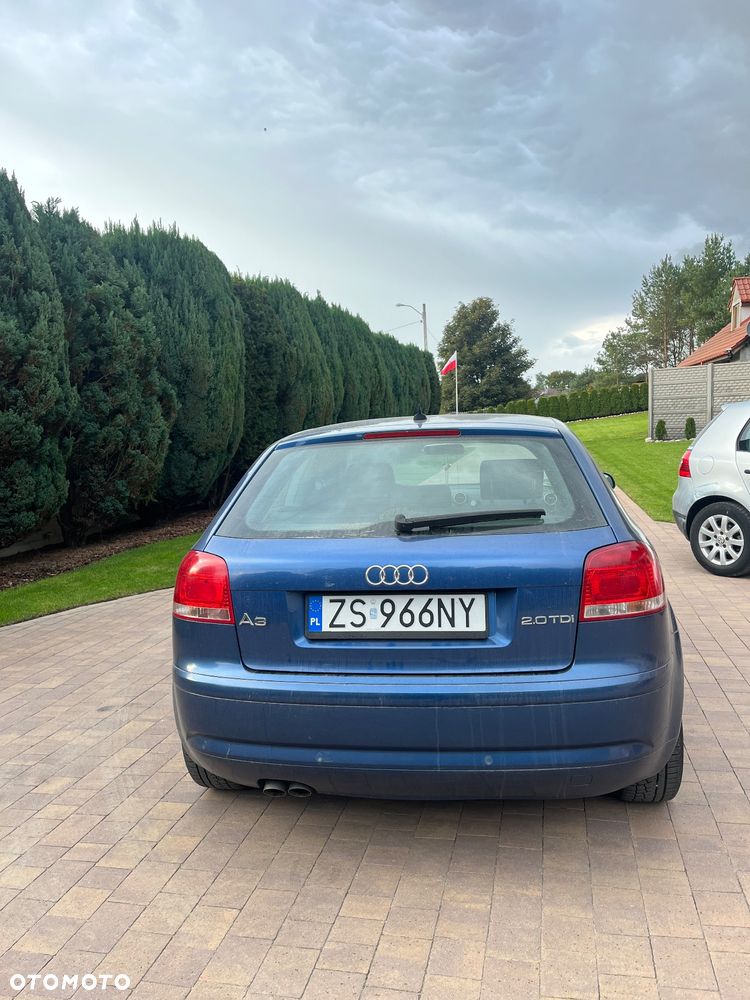 Audi A3 2.0 TDI Attraction - 4