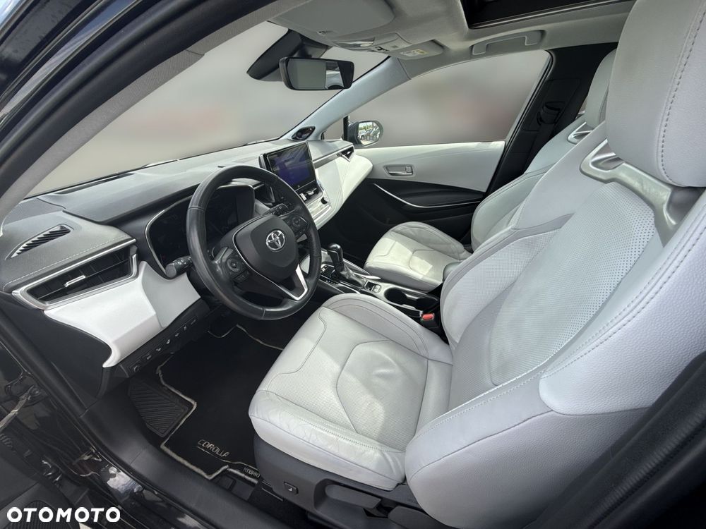 Toyota Corolla - 10