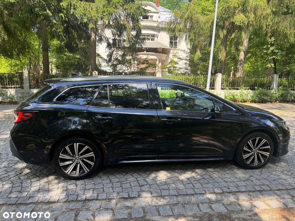 Toyota Corolla 1.8 Hybrid Executive - 12