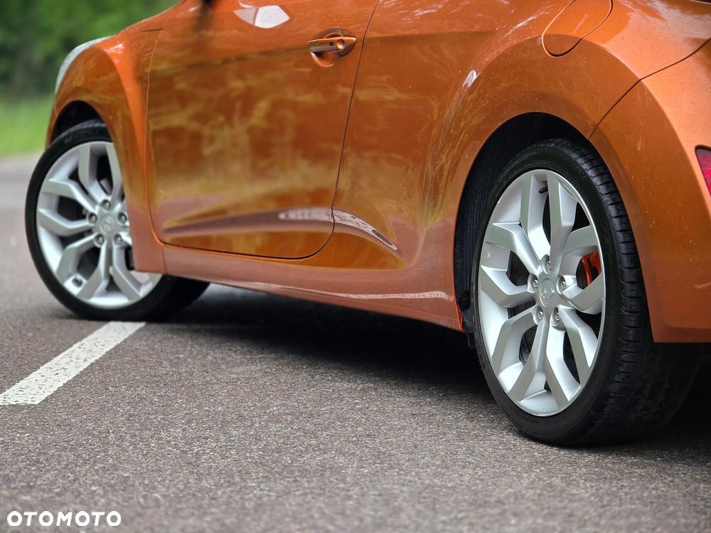 Hyundai Veloster 1.6 GDI Premium - 37