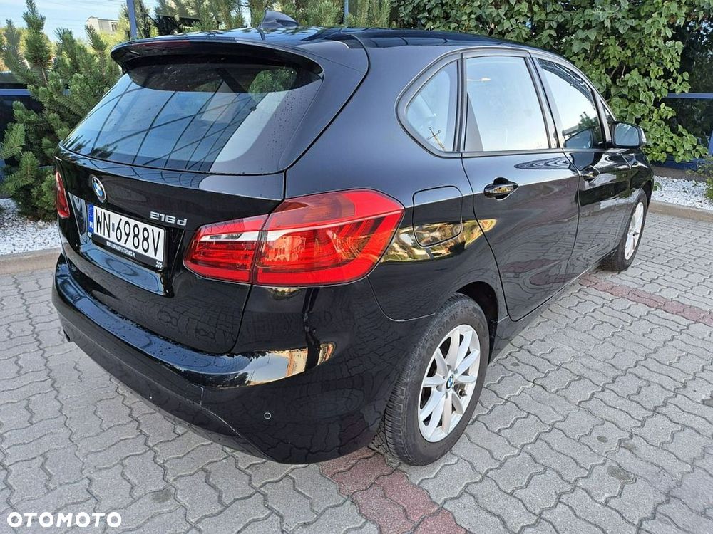 BMW Seria 2 216d - 16