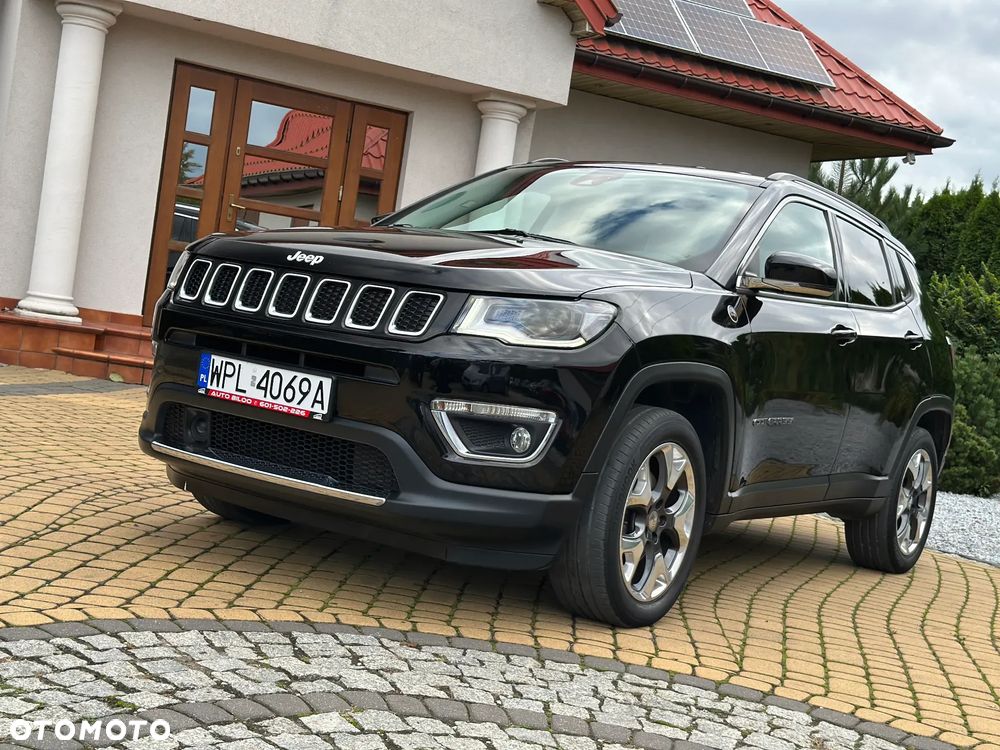 Jeep Compass - 35