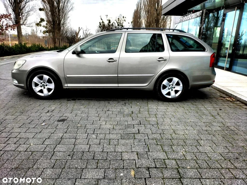Skoda Octavia 2.0 TDI Ambiente - 6