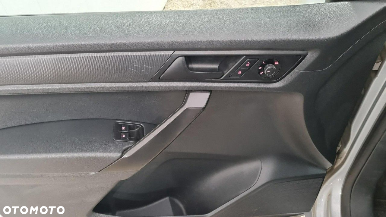Volkswagen Caddy - 10