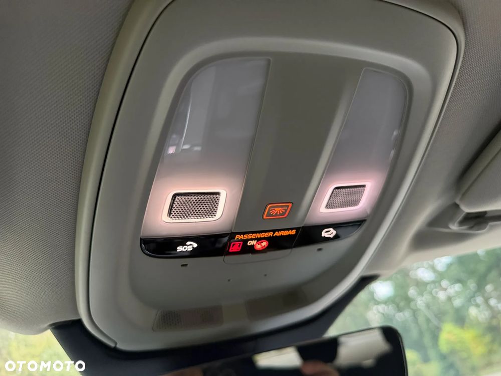 Volvo XC 90 - 28