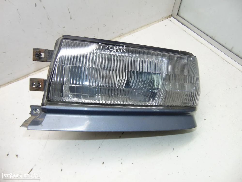 Nissan Almera/Bluebird faróis - 6